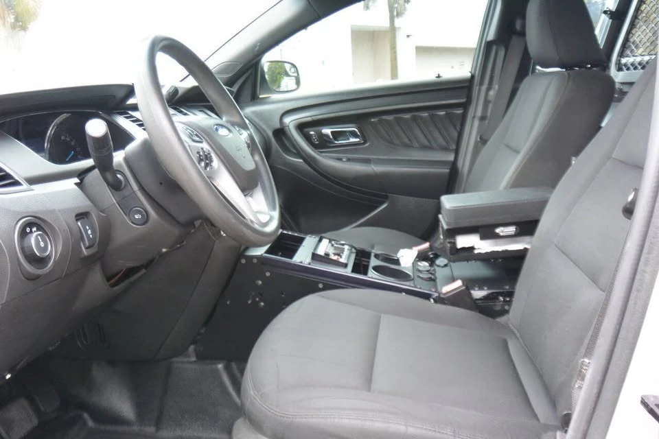 2017 Ford Taurus 6th Gen - Image 12 of 20