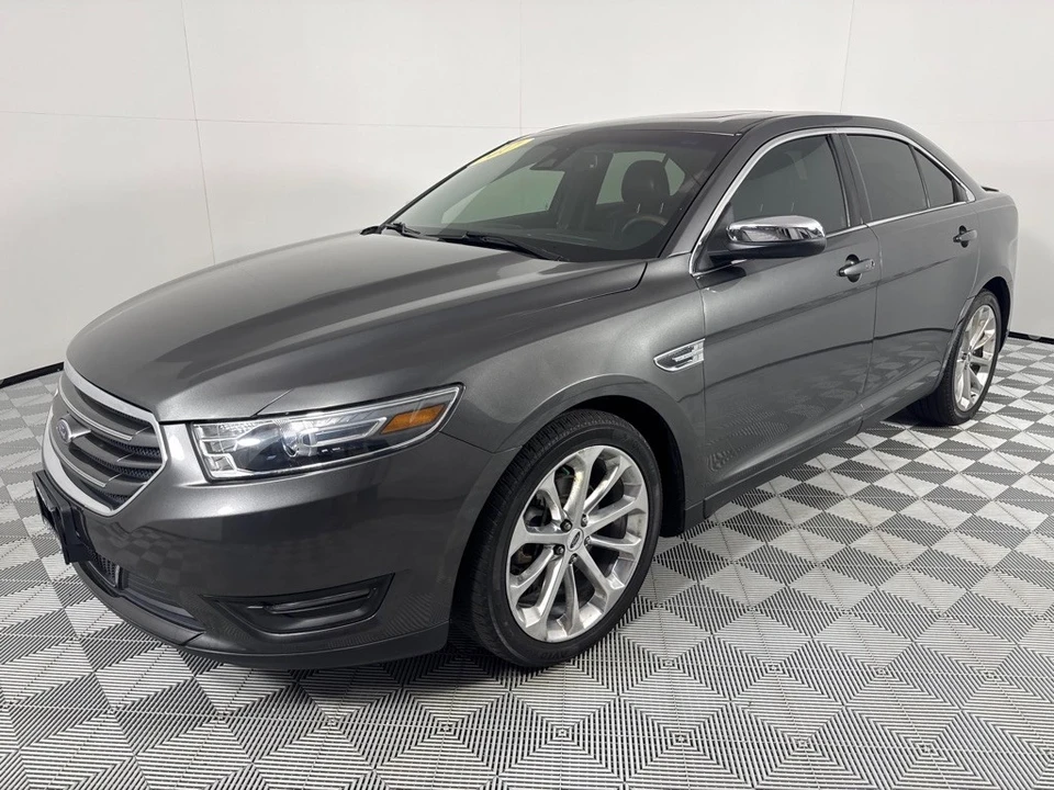 2017 Ford Taurus 6th Gen - Image 9 of 12