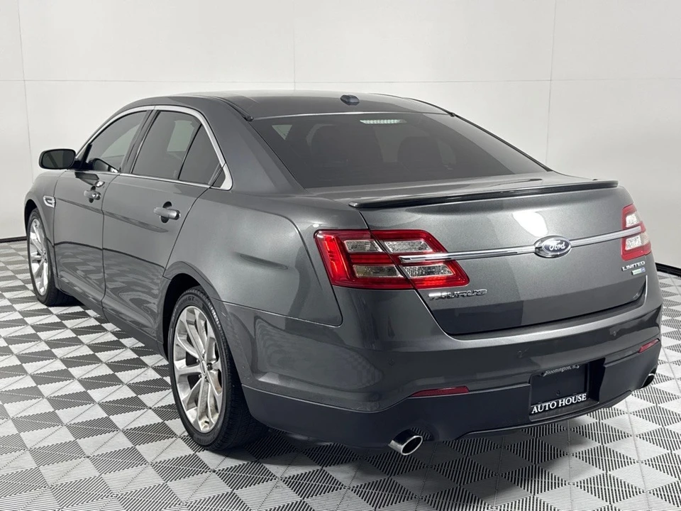 2017 Ford Taurus 6th Gen - Image 7 of 12