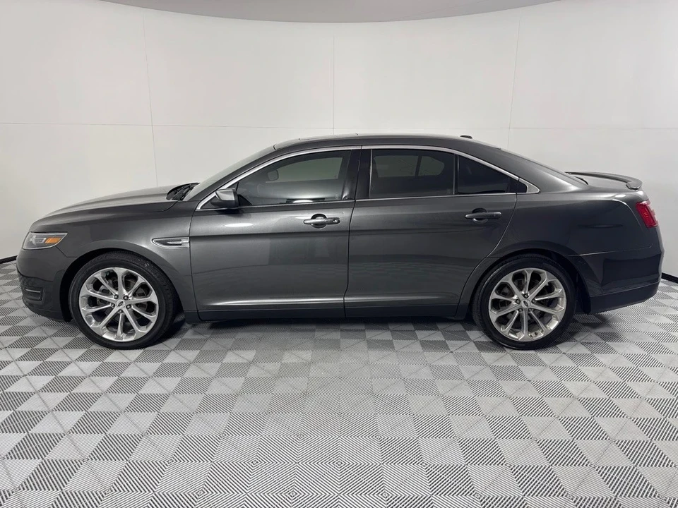 2017 Ford Taurus 6th Gen - Image 8 of 21