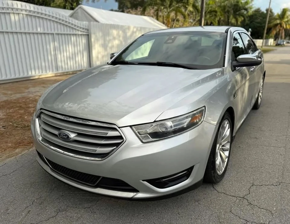 2017 Ford Taurus 6th Gen - Image 4 of 20