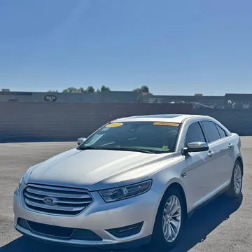 2017 Ford Taurus Limited