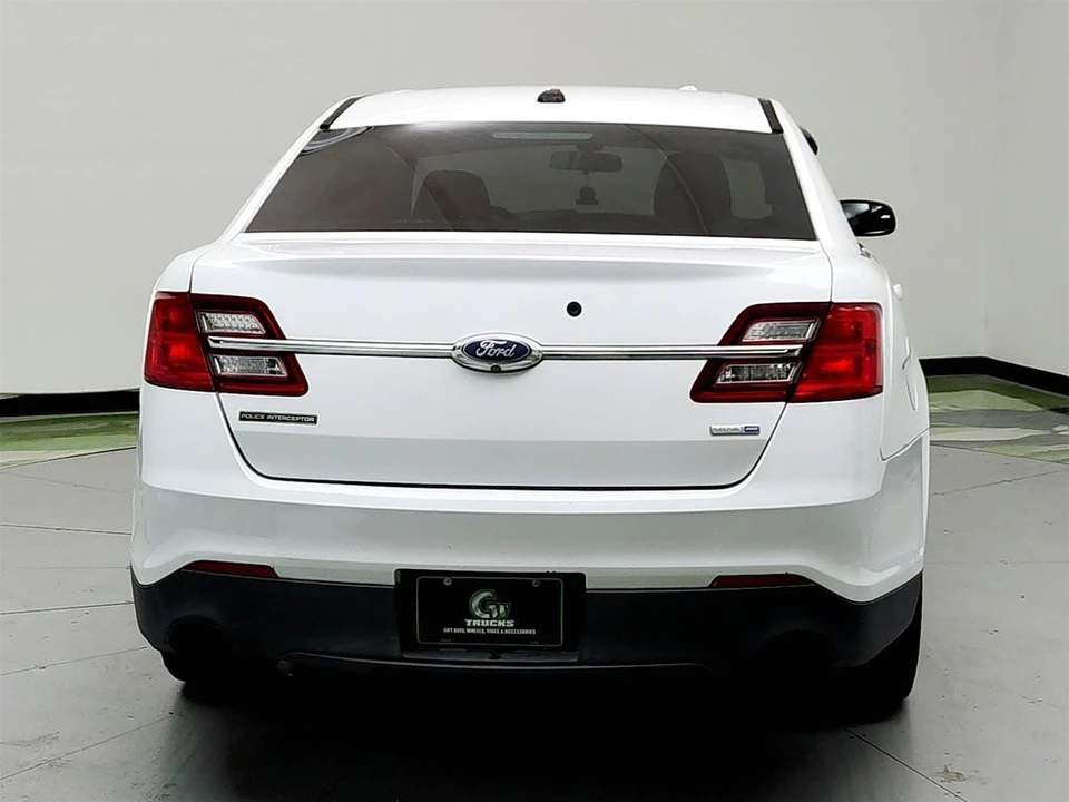 2017 Ford Taurus 6th Gen - Image 6 of 12