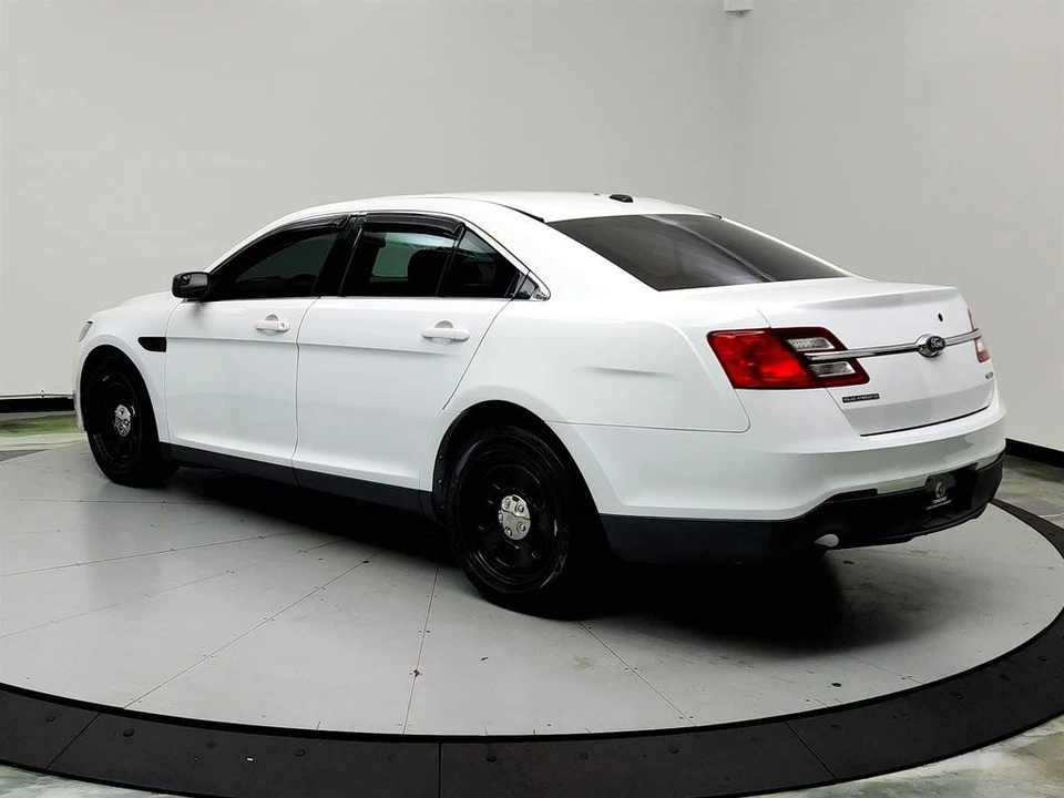 2017 Ford Taurus 6th Gen - Image 7 of 12