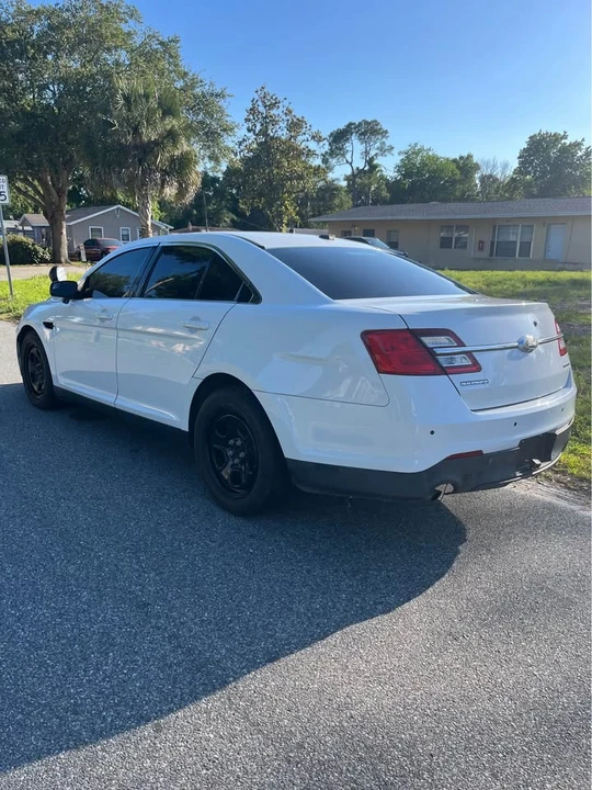 2017 Ford Taurus 6th Gen - Image 4 of 18