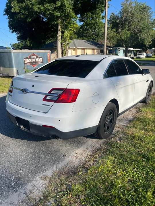 2017 Ford Taurus 6th Gen - Image 8 of 18