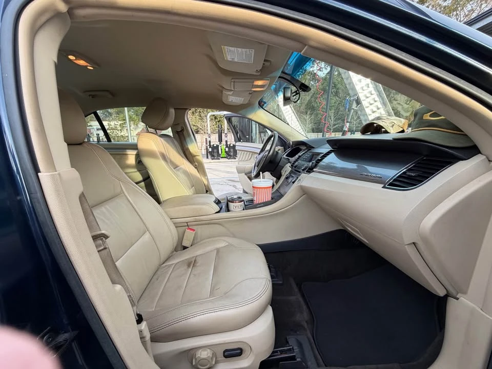 2017 Ford Taurus 6th Gen - Image 6 of 12