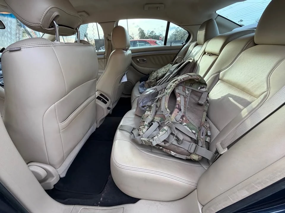 2017 Ford Taurus 6th Gen - Image 8 of 12