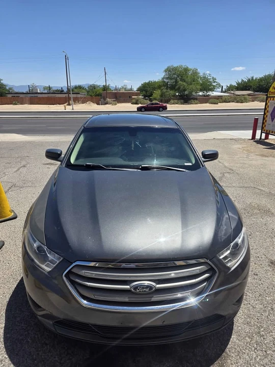2017 Ford Taurus 6th Gen - Image 4 of 11