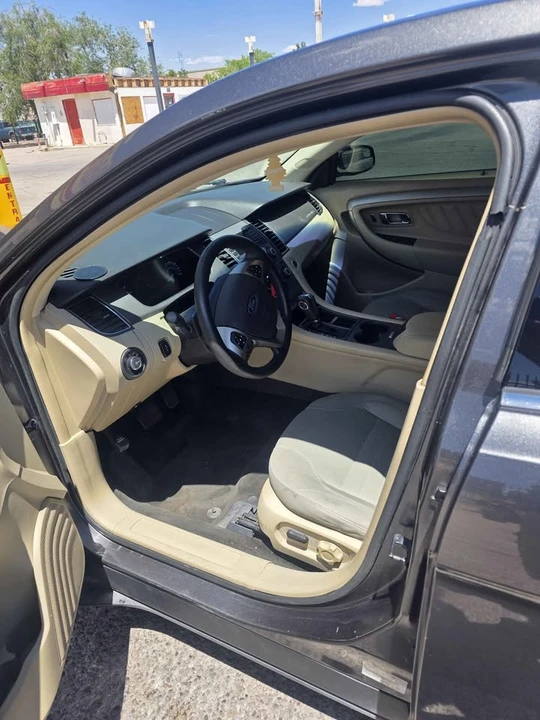 2017 Ford Taurus 6th Gen - Image 10 of 11