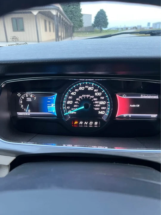 2017 Ford Taurus 6th Gen - Image 11 of 14