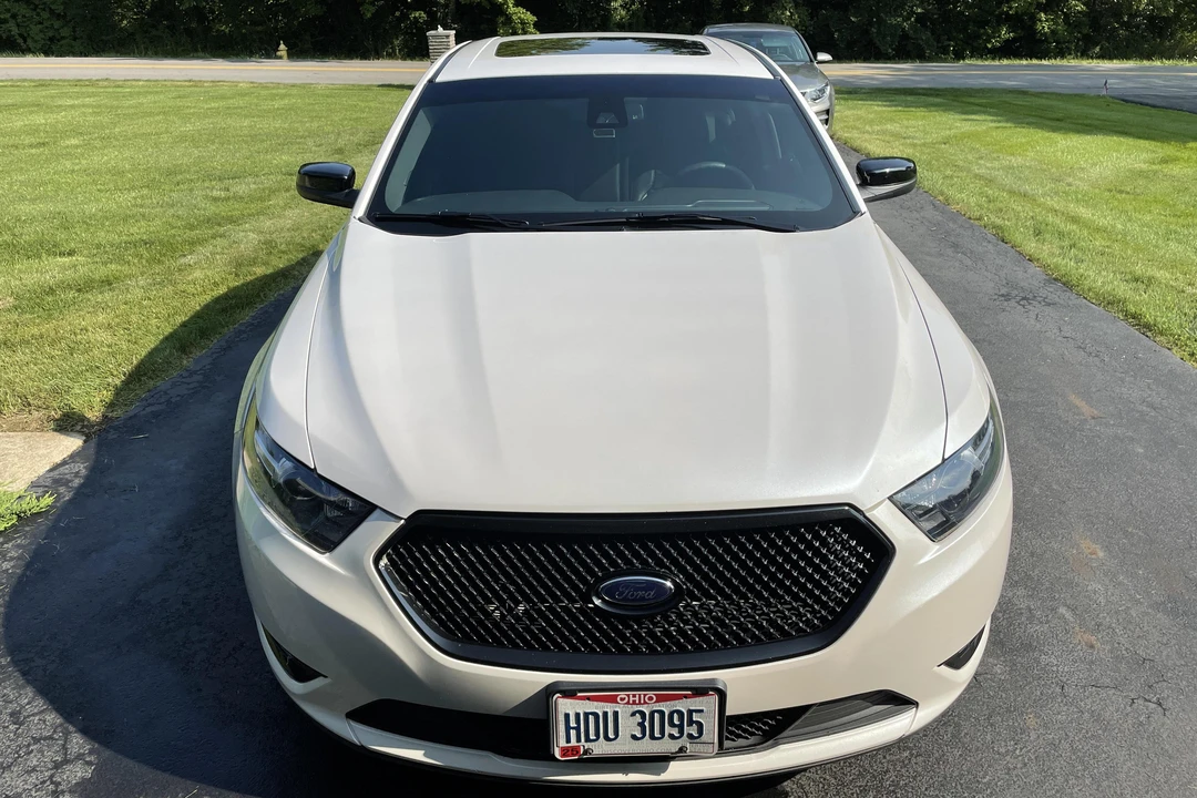 2017 Ford Taurus SHO 6th Gen - Image 2 of 11