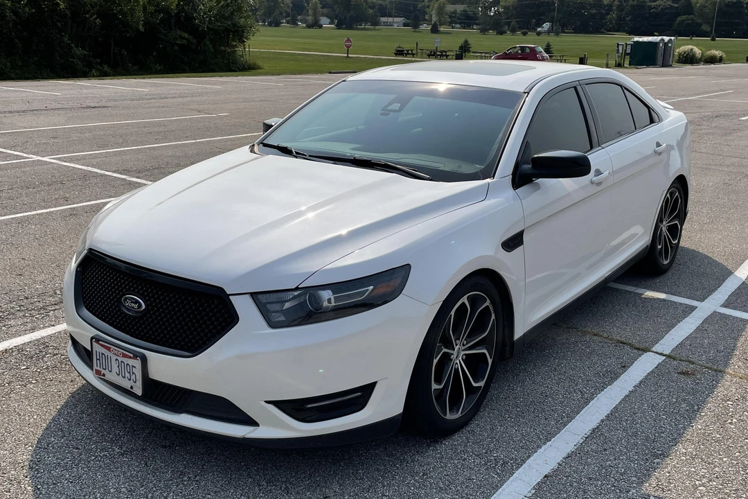 2017 Ford Taurus SHO 6th Gen - Image 3 of 11