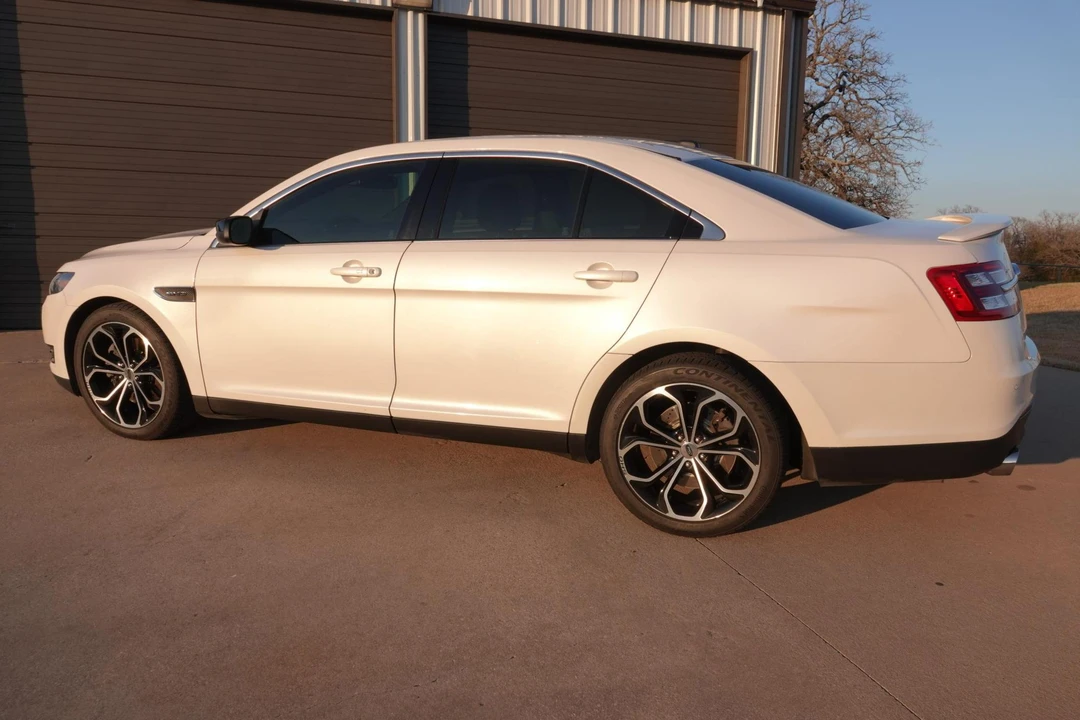 2017 Ford Taurus SHO 6th Gen - Image 11 of 31