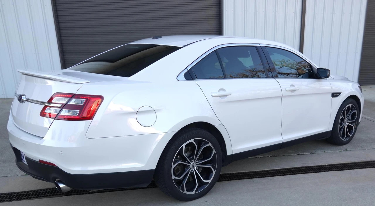 2017 Ford Taurus SHO 6th Gen - Image 18 of 31