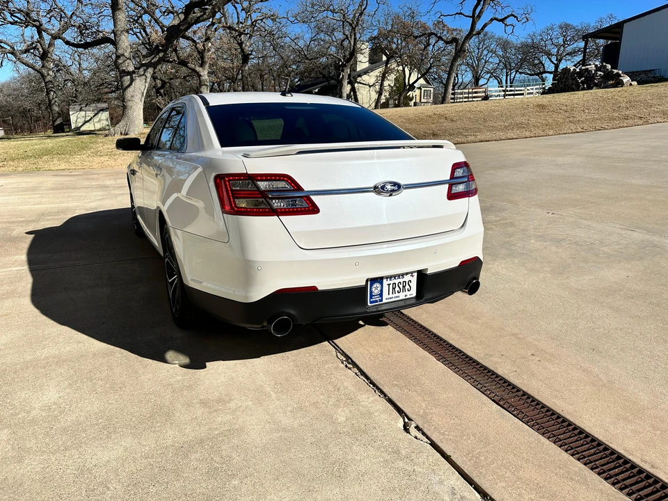 2017 Ford Taurus SHO 6th Gen - Image 14 of 31