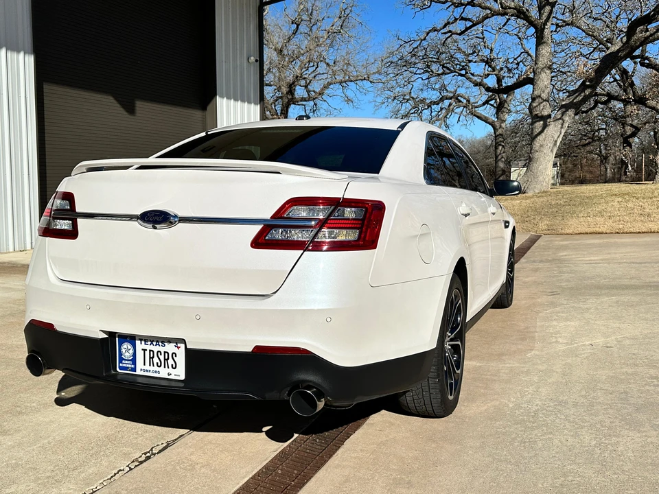 2017 Ford Taurus SHO 6th Gen - Image 17 of 31