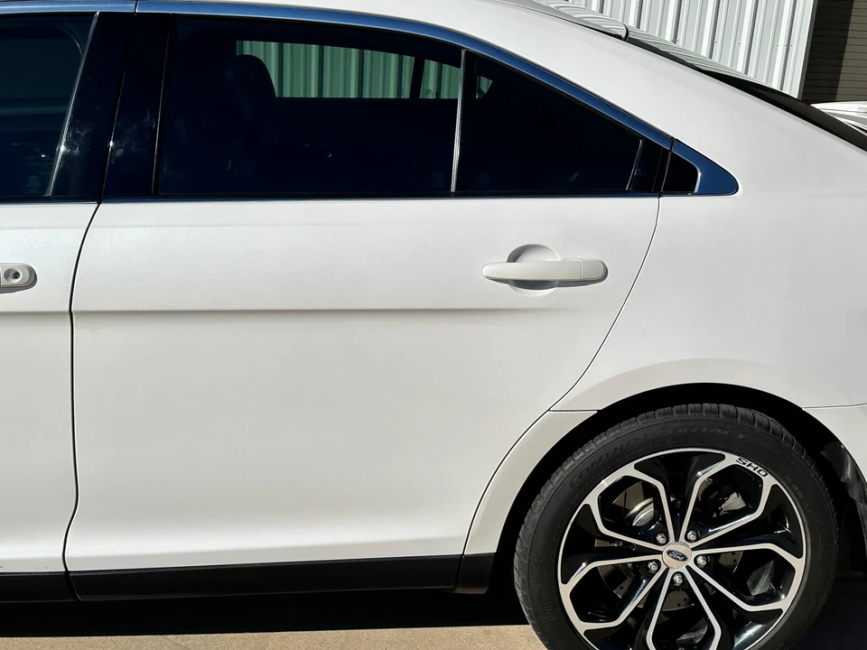 2017 Ford Taurus SHO 6th Gen - Image 30 of 31