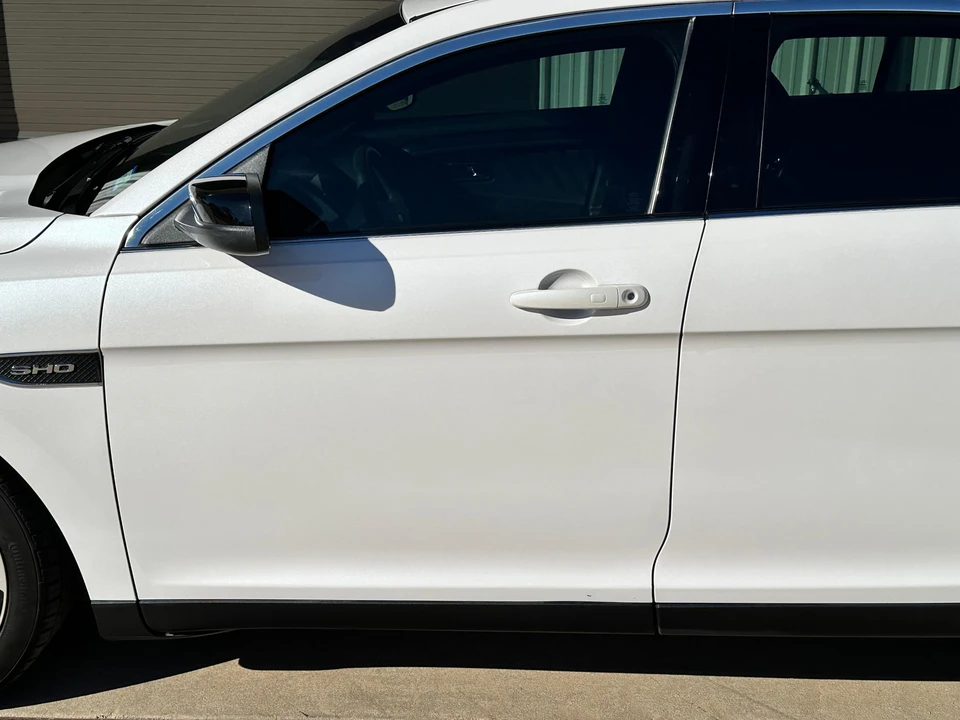 2017 Ford Taurus SHO 6th Gen - Image 29 of 31