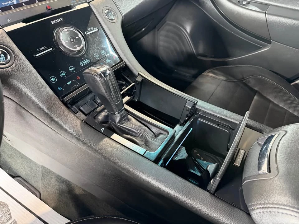 2017 Ford Taurus SHO 6th Gen - Image 13 of 20