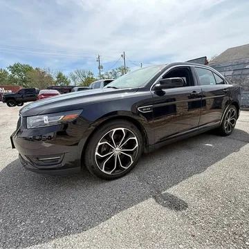 2017 Ford Taurus SHO