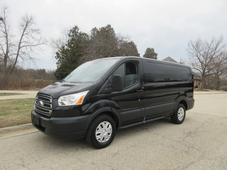 2017 Ford Transit - Image 2 of 21