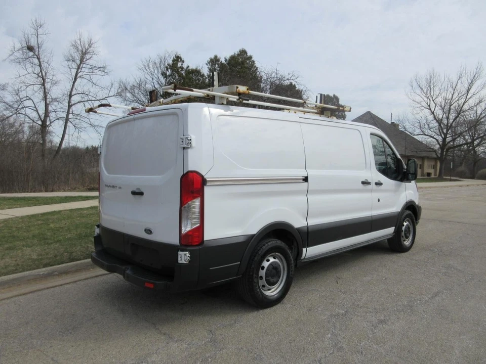 2017 Ford Transit - Image 17 of 21