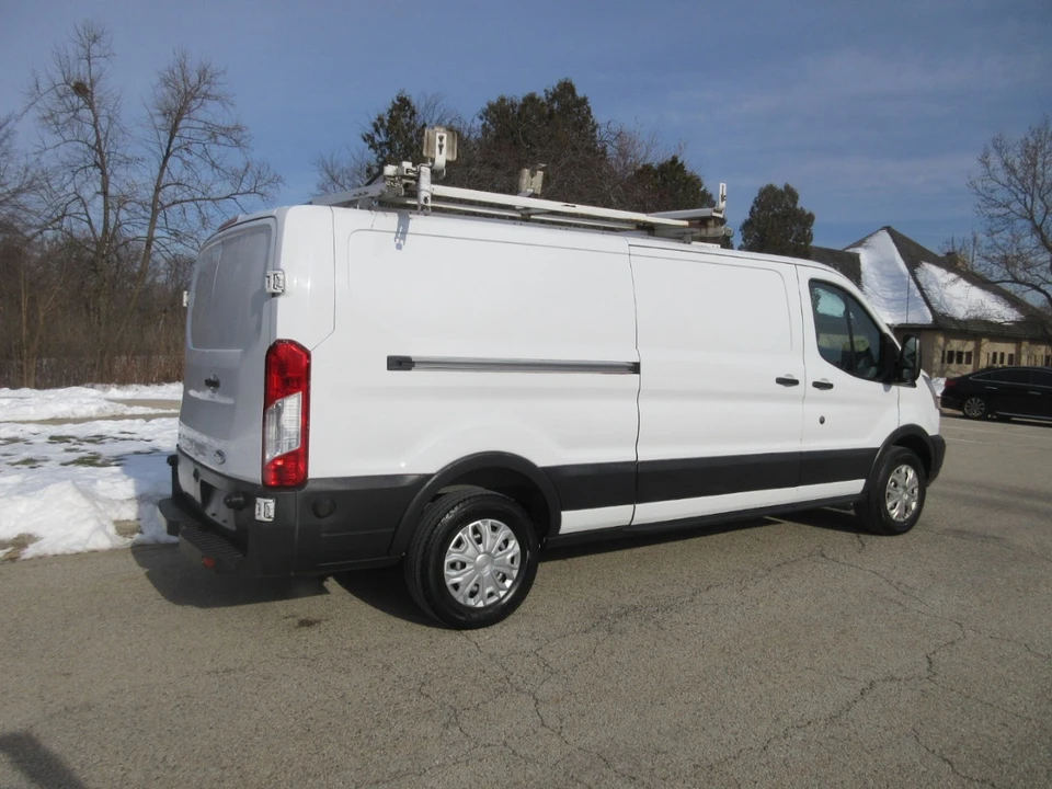 2017 Ford Transit - Image 5 of 21