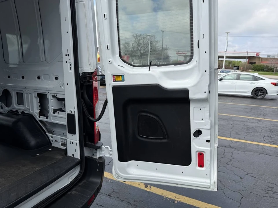 2017 Ford Transit - Image 18 of 28
