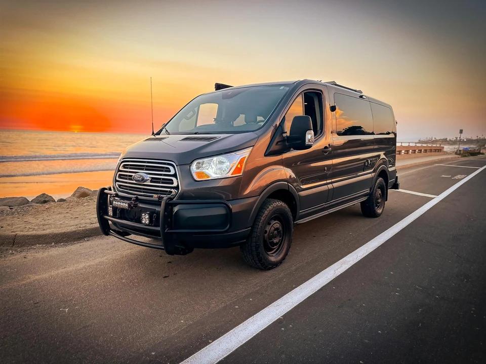2017 Ford Transit - Image 9 of 31