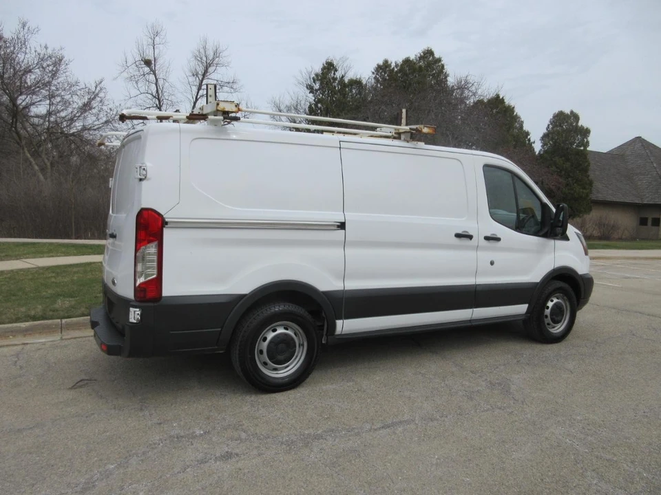 2017 Ford Transit - Image 8 of 31