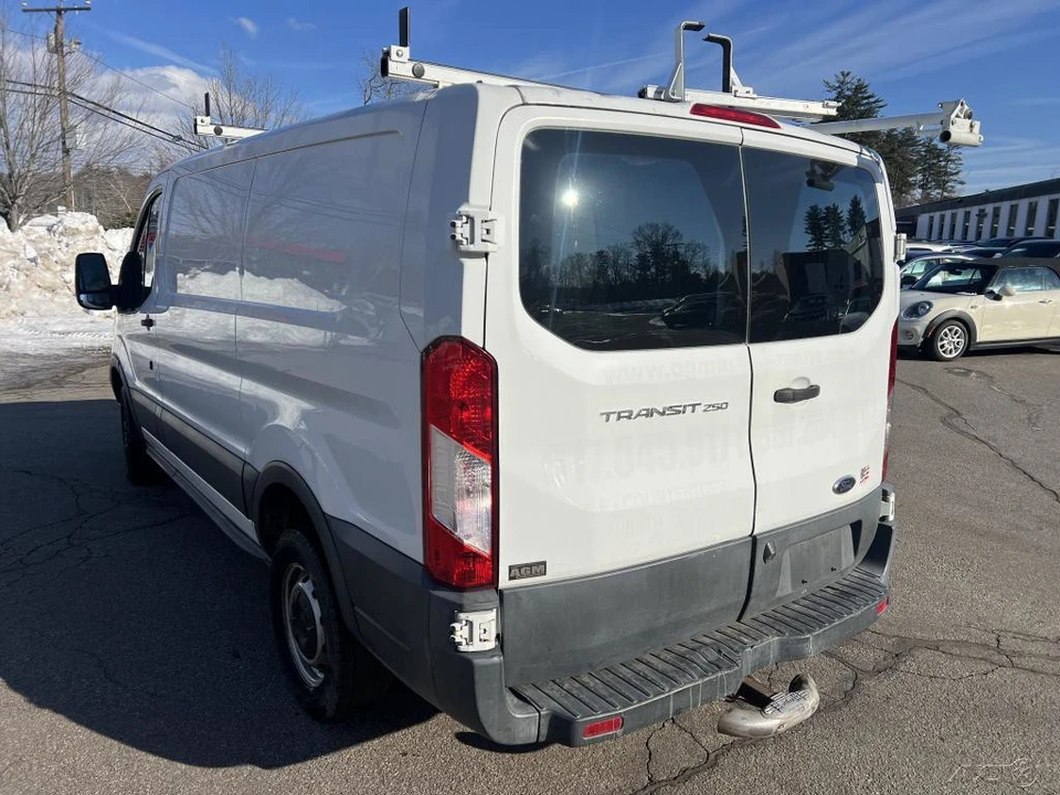2017 Ford Transit - Image 8 of 12
