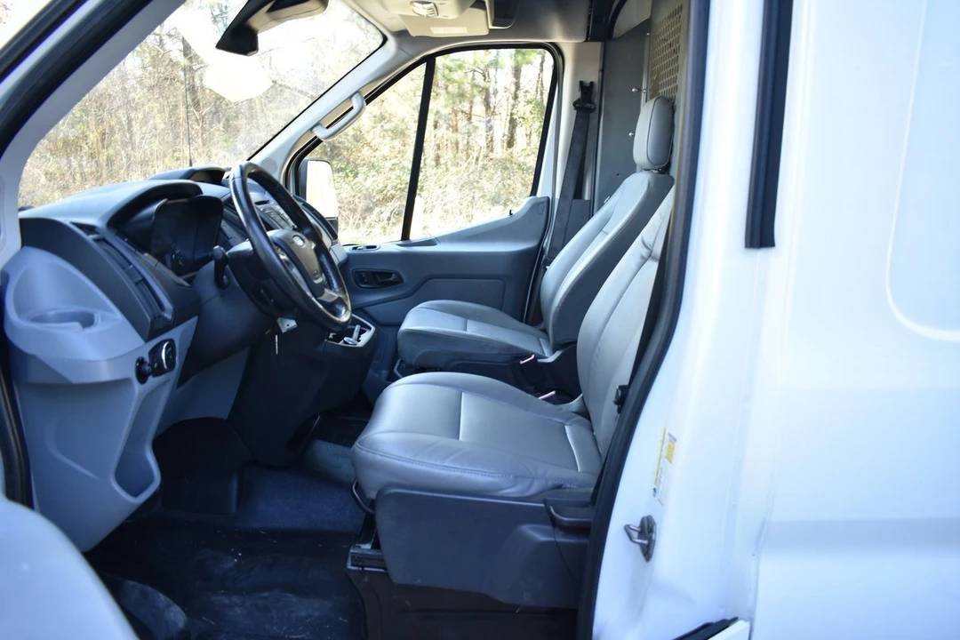 2017 Ford Transit - Image 9 of 12