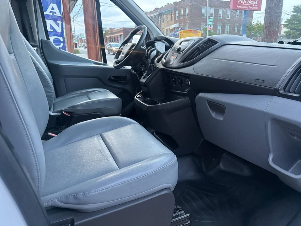 2017 Ford Transit - Image 13 of 21