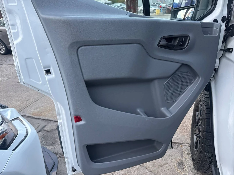 2017 Ford Transit - Image 10 of 21