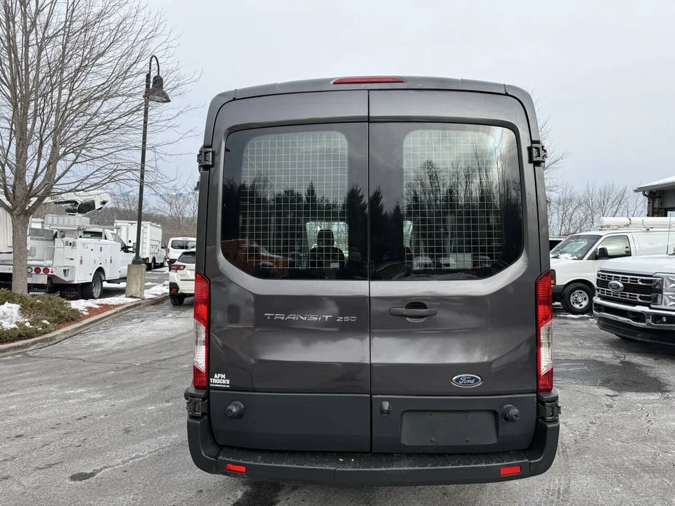 2017 Ford Transit - Image 7 of 12