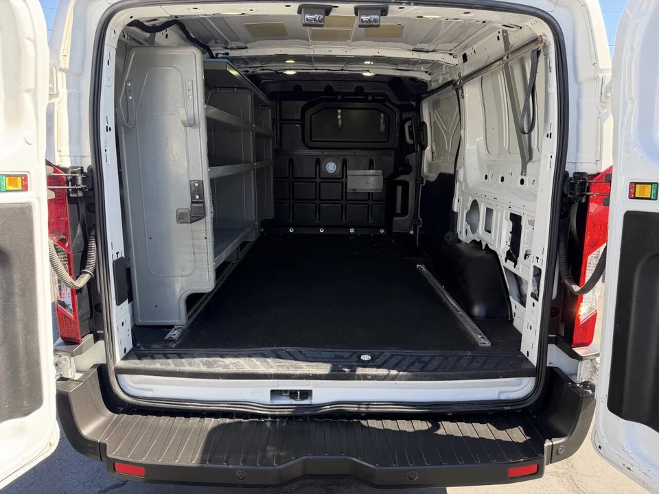 2017 Ford Transit - Image 14 of 17