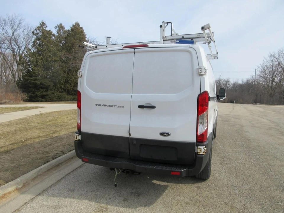 2017 Ford Transit - Image 10 of 21