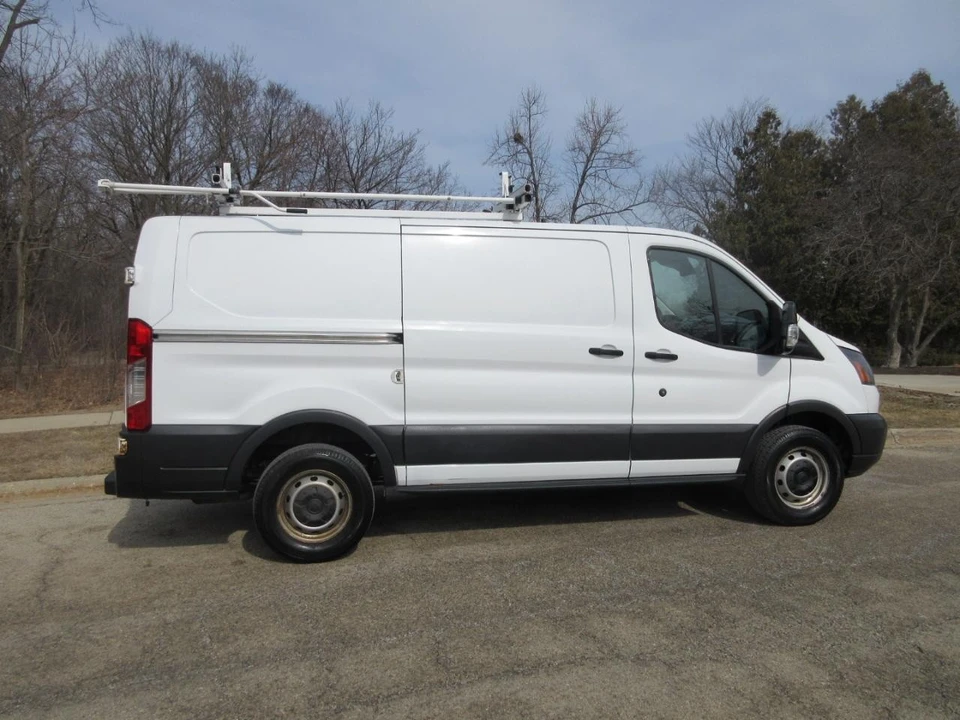 2017 Ford Transit - Image 8 of 21