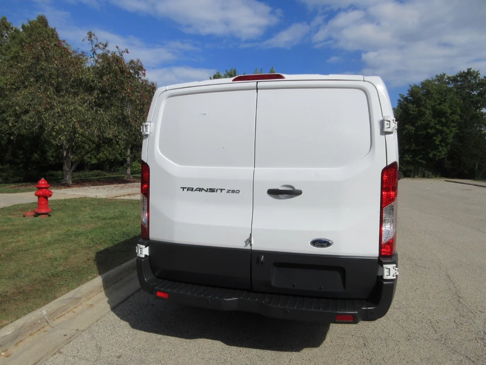 2017 Ford Transit - Image 10 of 21