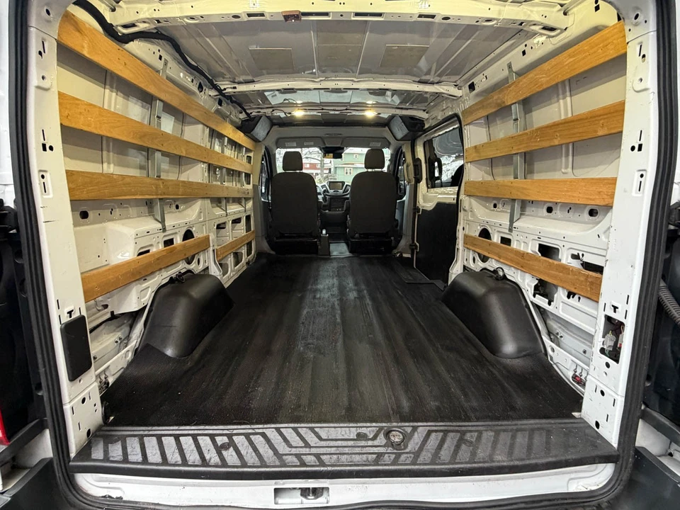 2017 Ford Transit - Image 19 of 21