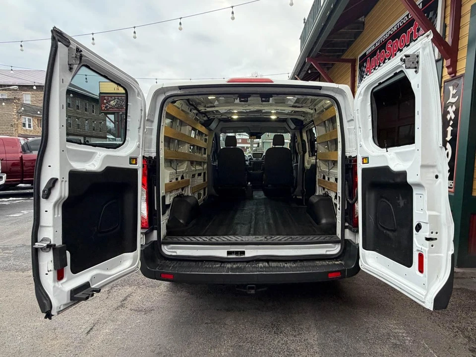 2017 Ford Transit - Image 17 of 21