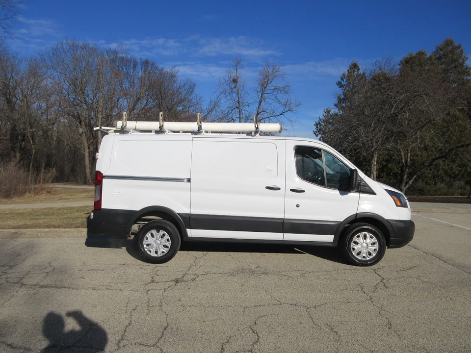2017 Ford Transit - Image 5 of 21