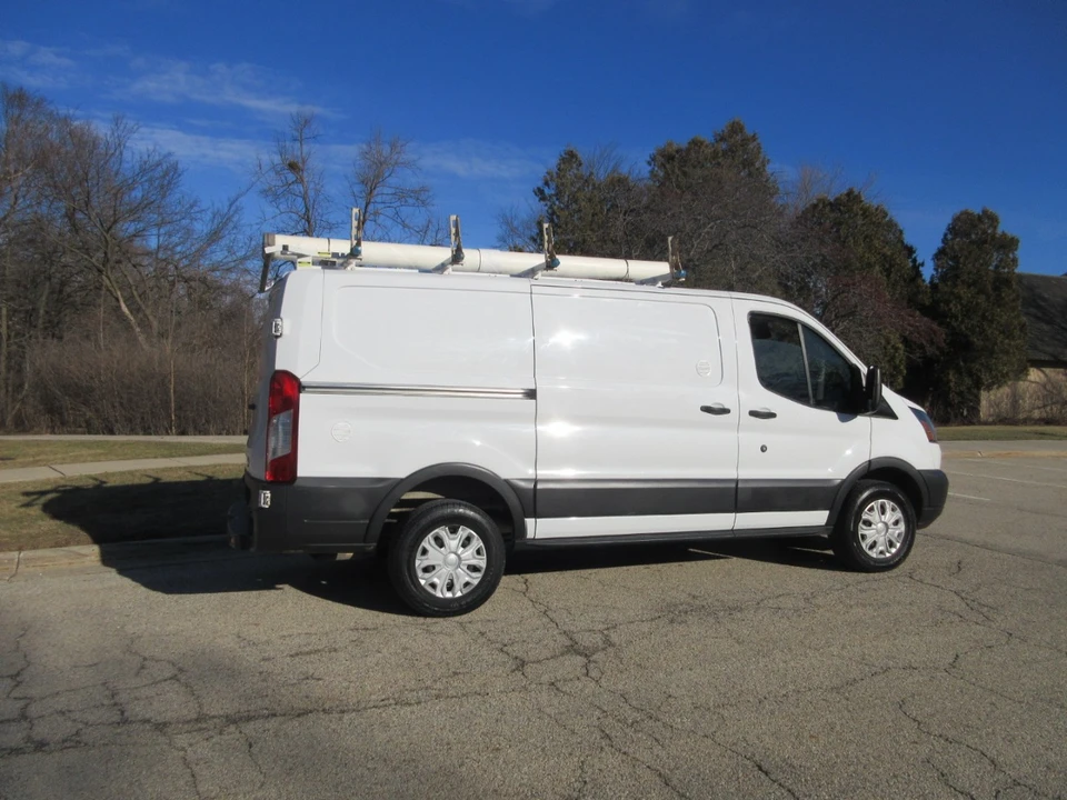 2017 Ford Transit - Image 7 of 21