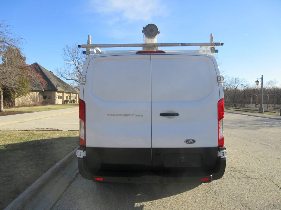 2017 Ford Transit - Image 16 of 21