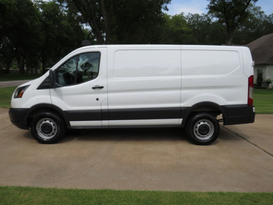 2017 Ford Transit - Image 5 of 12