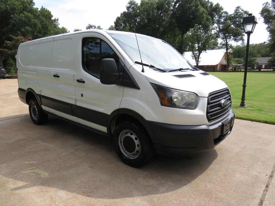 2017 Ford Transit - Image 11 of 12