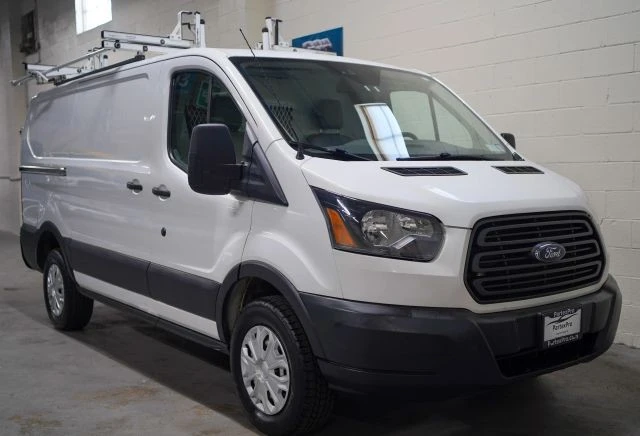 2017 Ford Transit - Image 9 of 21