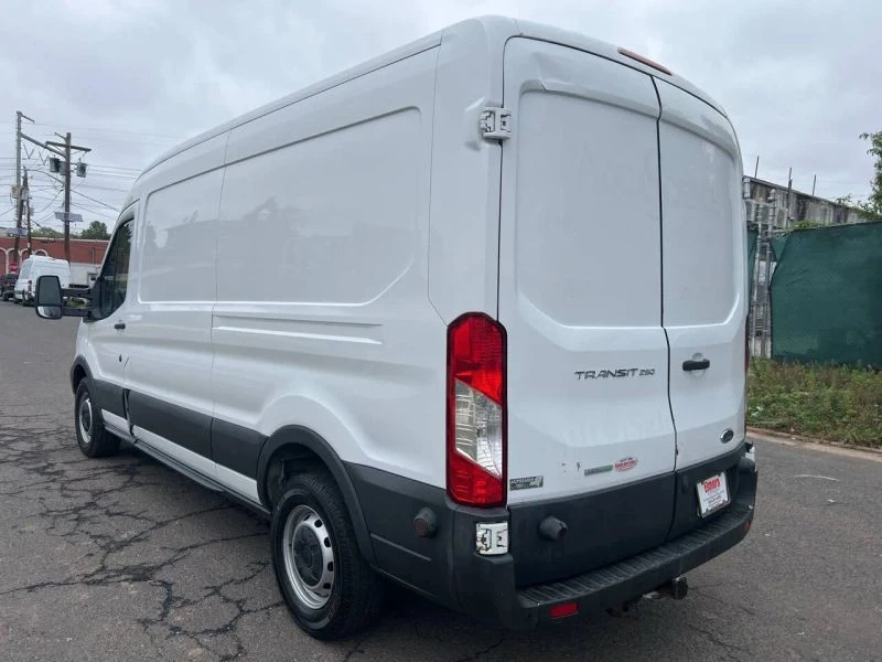 2017 Ford Transit - Image 5 of 12