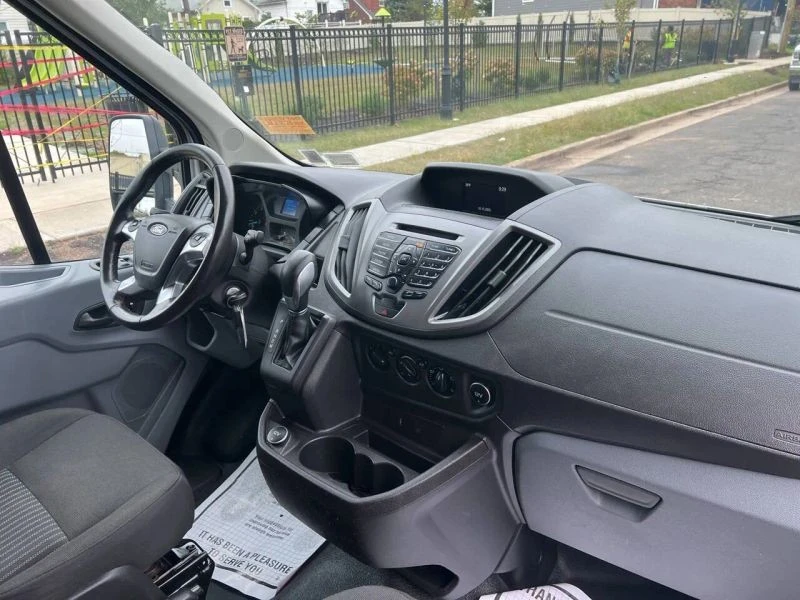 2017 Ford Transit - Image 10 of 12